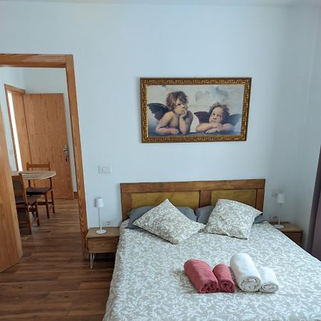 Casa Roberta Apartman Arona  Kültér fotó